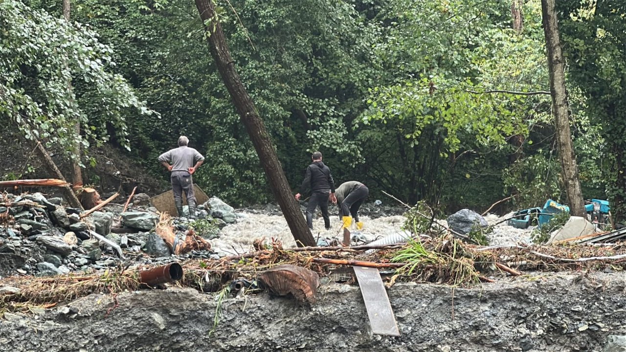 Sular çekildi, geride hiçbir şey bırakmadı: Sapanca’da selin bilançosu ağır