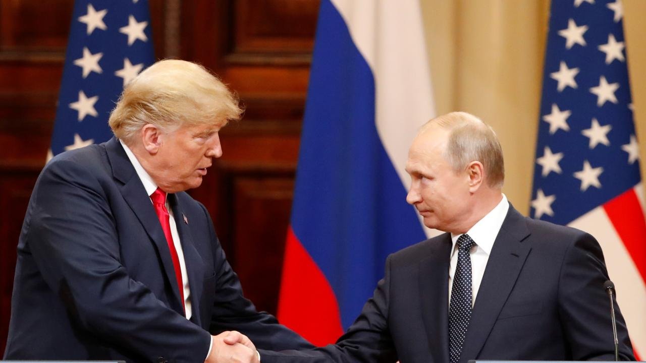 Trump Rusya için düğmeye bastı! Yaptırımları askıya aldı, Putin'i G20'ye çağırdı