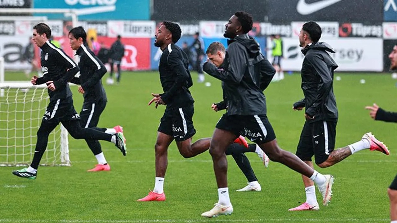Beşiktaş, Trabzonspor maçının kadorusunu açıkladı: Cerny ve Vlahovic detayı