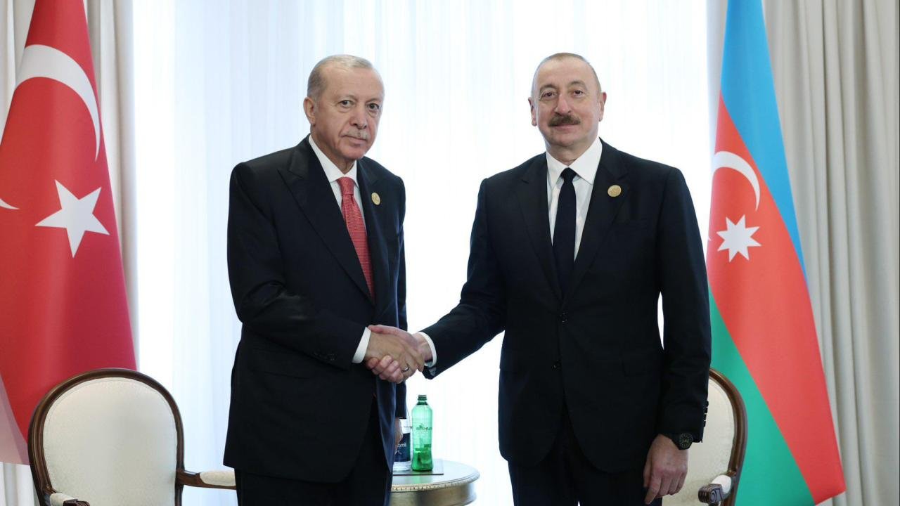 Cumhurbaşkanı Erdoğan'dan Azerbaycan mesajı: Bağımsızlığın Yeniden Sağlanması Günü’nü kutladı