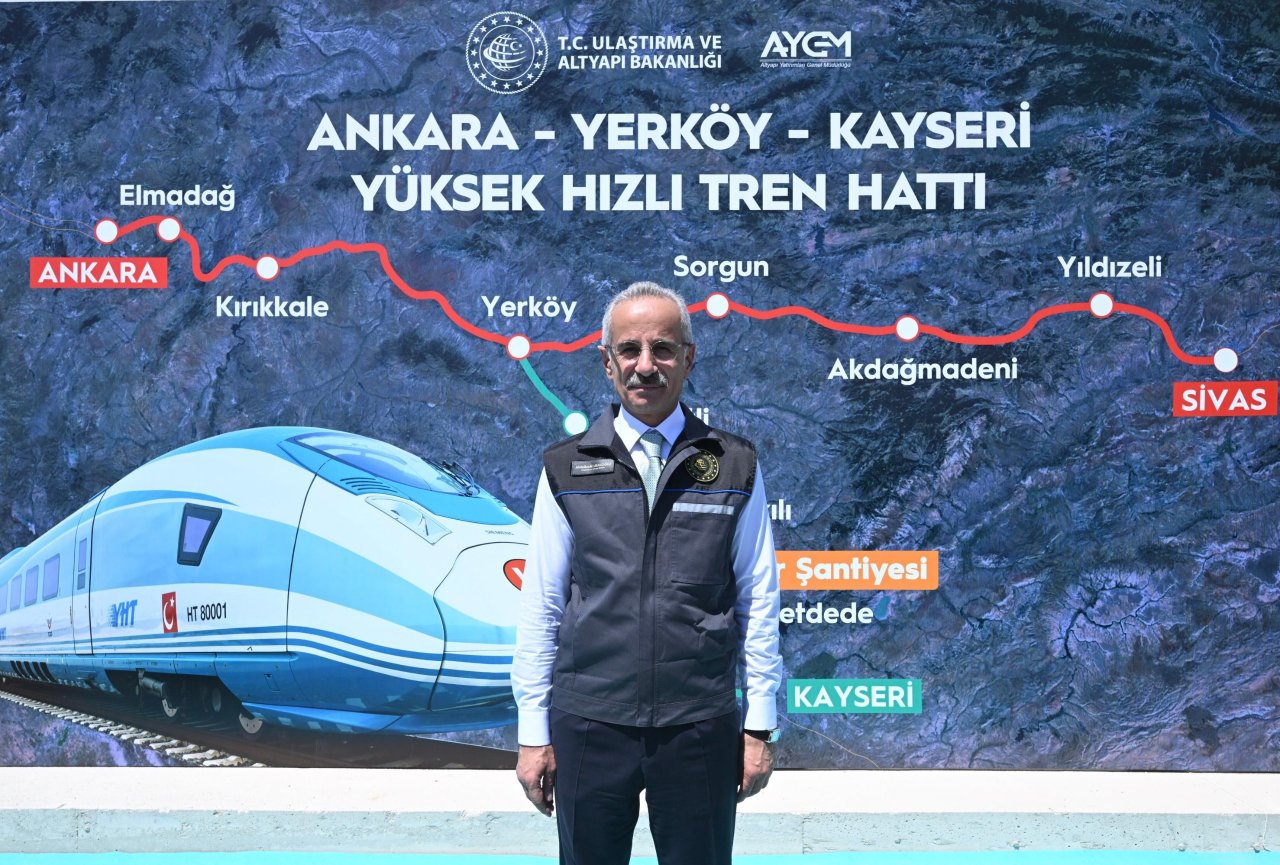 Hızlı tren hattının yarısı bitti: Ankara-Kayseri arası 1 saat 45 dakikaya düşecek