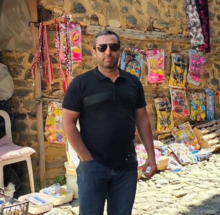 hayatını kaybeden Sinan Yavuz (42)