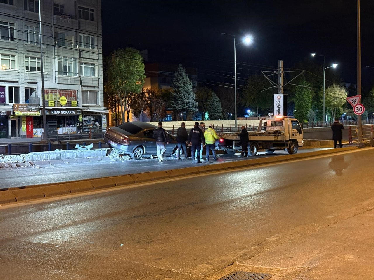Polise “Teşkilat mısınız?” çıkışı pahalıya patladı! Cezası ağır oldu