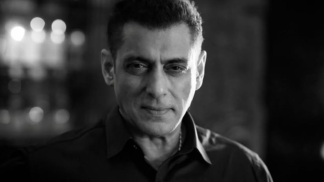 Salman Khan'la çalıştı, çetenin hedefi oldu: Ünlü oyuncu Tiger Shroff'a silahlı saldırı!
