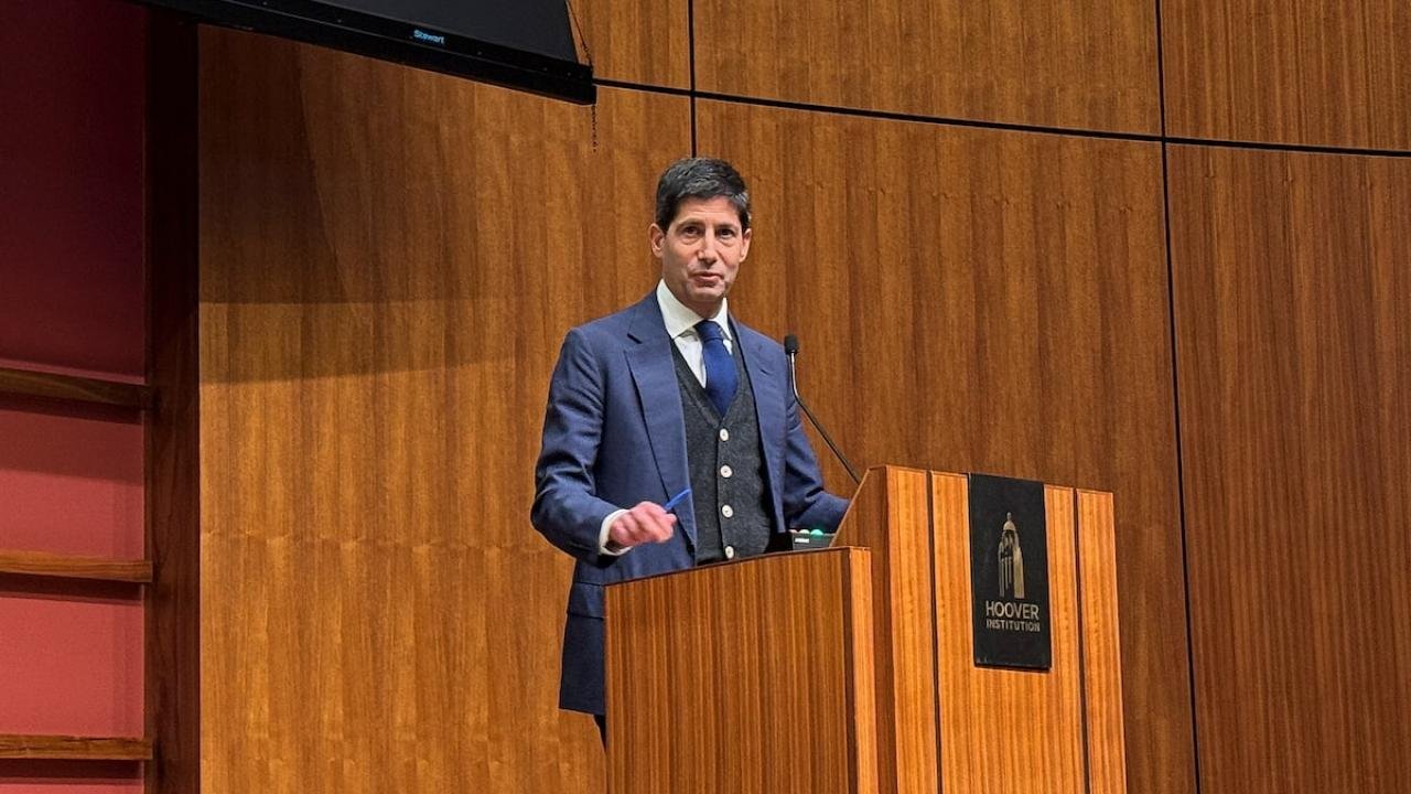 FED Başkanı Kevin Warsh