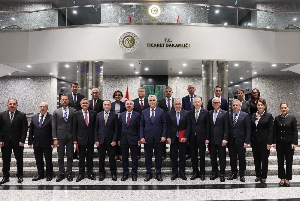 Bakan Bolat’tan AB’ye otomotiv hamlesi! Türkiye için girişimler sürüyor