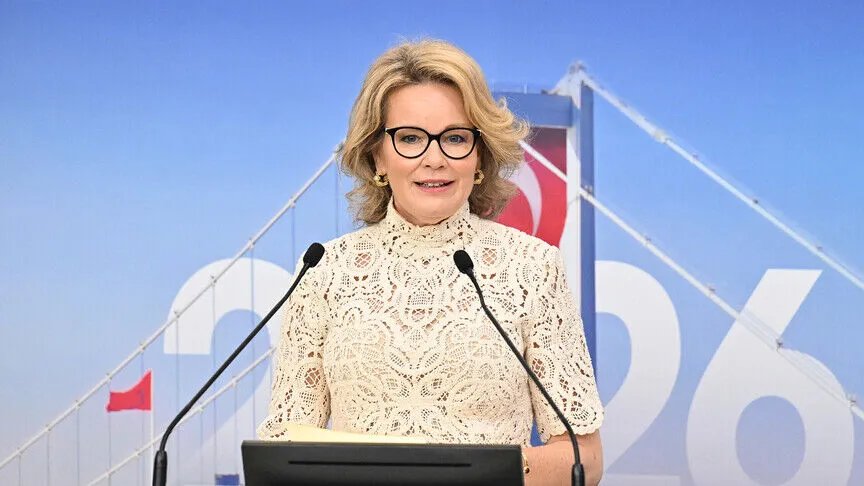 Belçika Kraliçesi ve kızına yapay zeka kumpası! Sahte görüntüleri yayımladılar