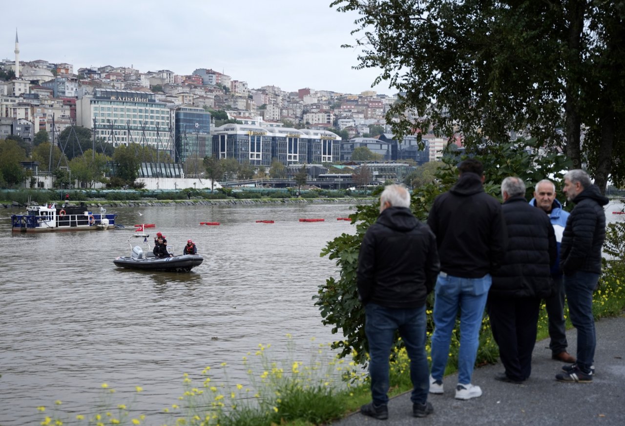 Haliç’ten Galata’ya acı bekleyiş! Selde kaybolan Ahmet Derin’in ağabeyi yürek sızlattı