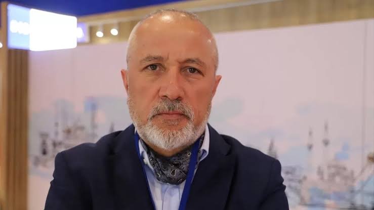 Ahmet Özer