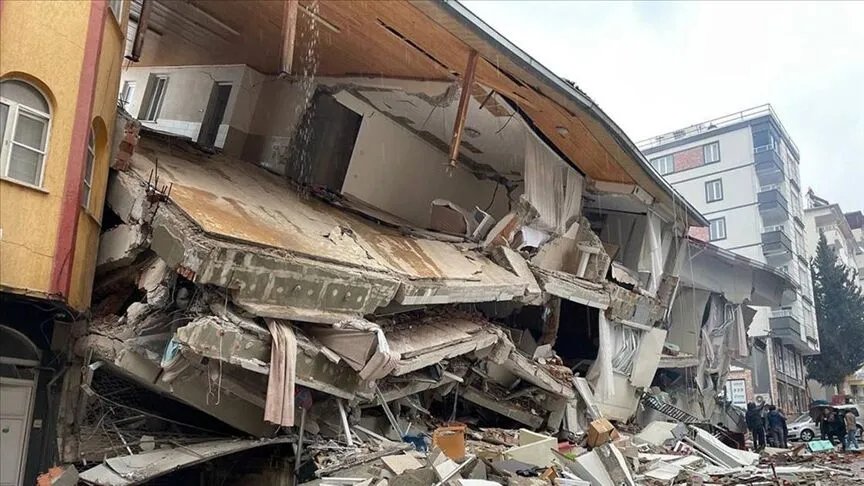Rus basınından asrın inşa seferberliğine övgü yağmuru: Saatte 23, günde 550 konut