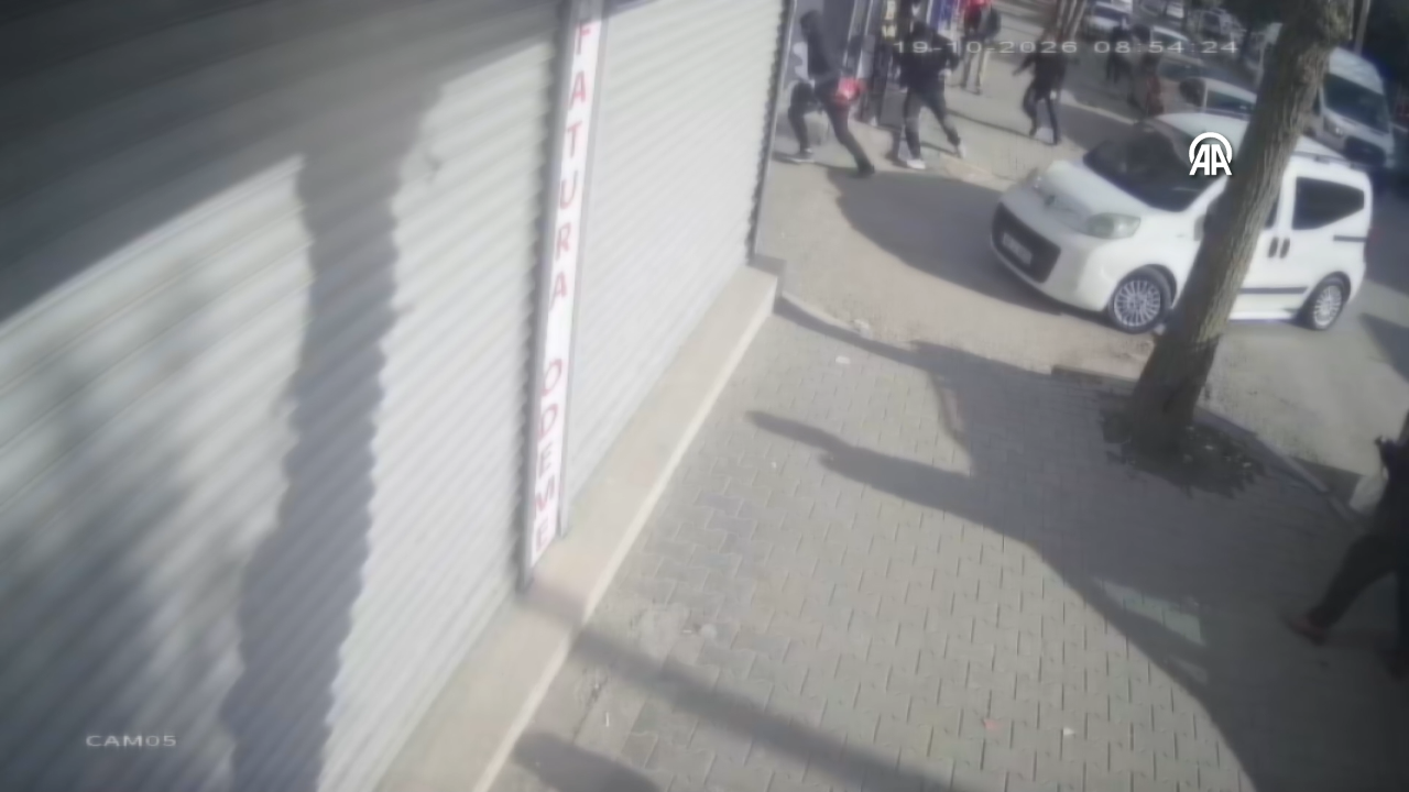 Silah ve biber gazına direndi ama başarılı olamadı! Gaziantep Şahinbeyde kuyumcu soygunu