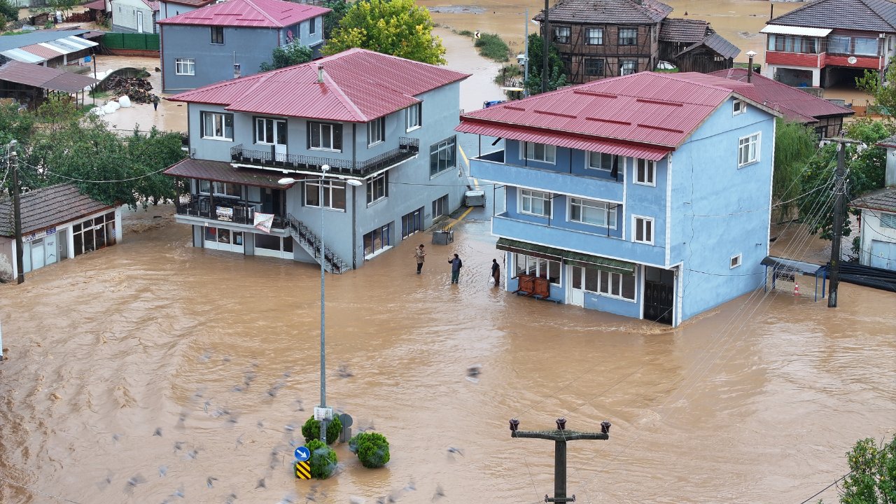 Son 66 yılın en şiddetlisi! Rapor çıktı: Yağışlar normalin 3 katına ulaştı