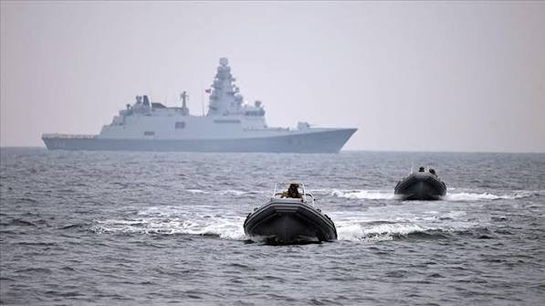Yunanistan ve Rum kesimini Türk donanması korkusu sardı!   Uzun süreli operasyonlarda üstünler