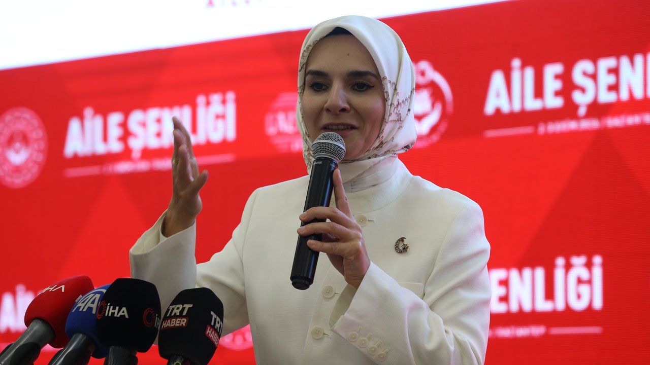 Bakan Göktaş’tan aile mesajı: Ciddi saldırı altında