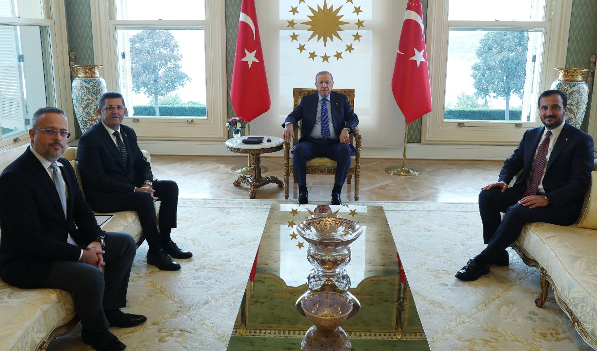 Cumhurbaşkanı Erdoğan, 3 belediye başkanını kabul etti
