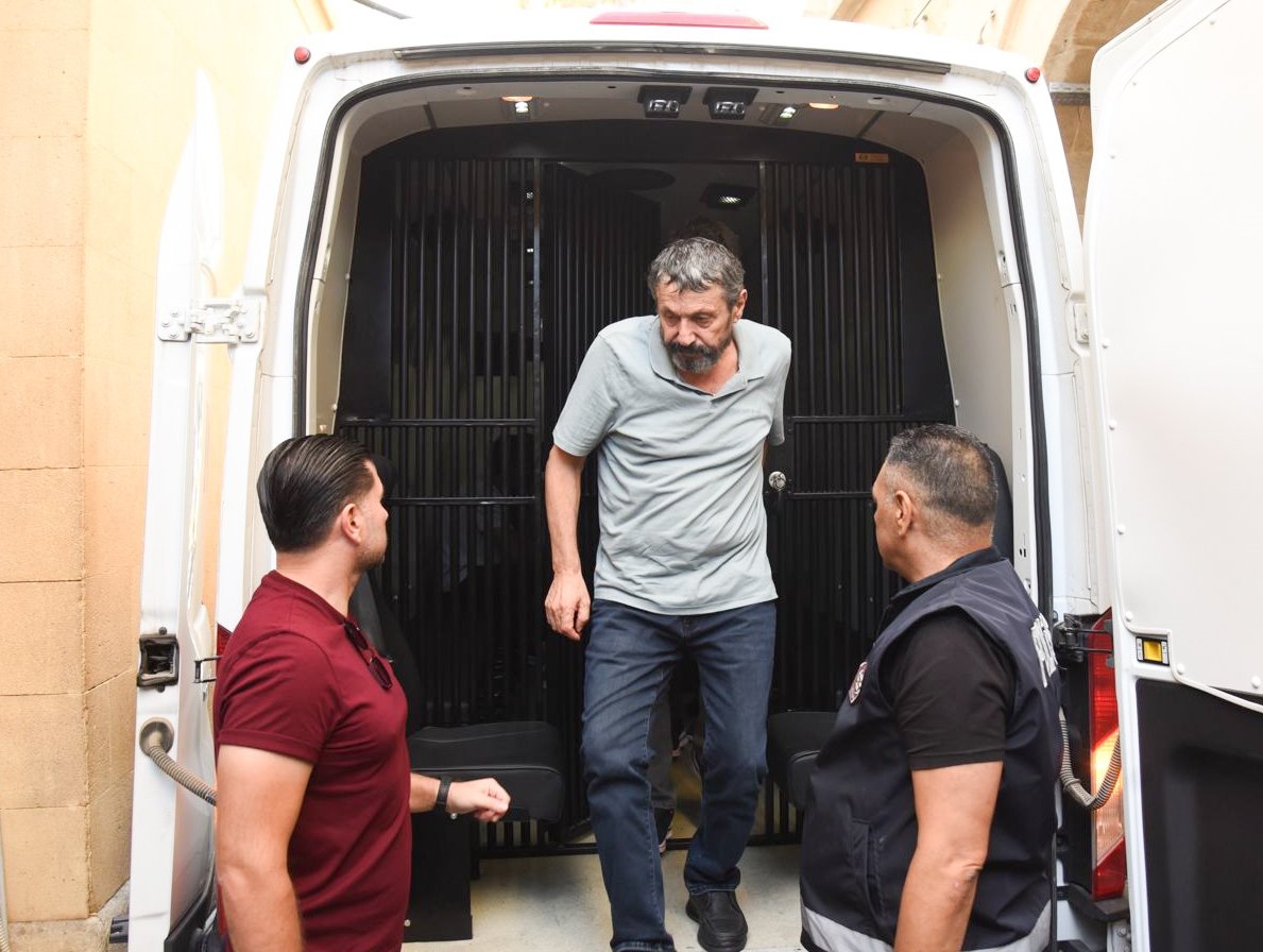 Girne'deki gemi faciasında korkunç ihmal! Meğer can kaybındaki artış önlenebilirmiş... Su geçirmez bölmelerin kapılarını açık bırakmışlar