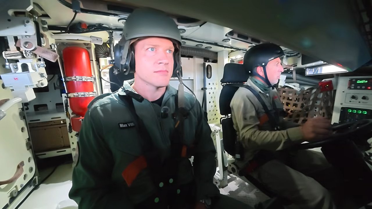 İsveçli savaş pilotu PARS ALPHAyı test etti! Türk savunma sanayiini övmelere doyamadı