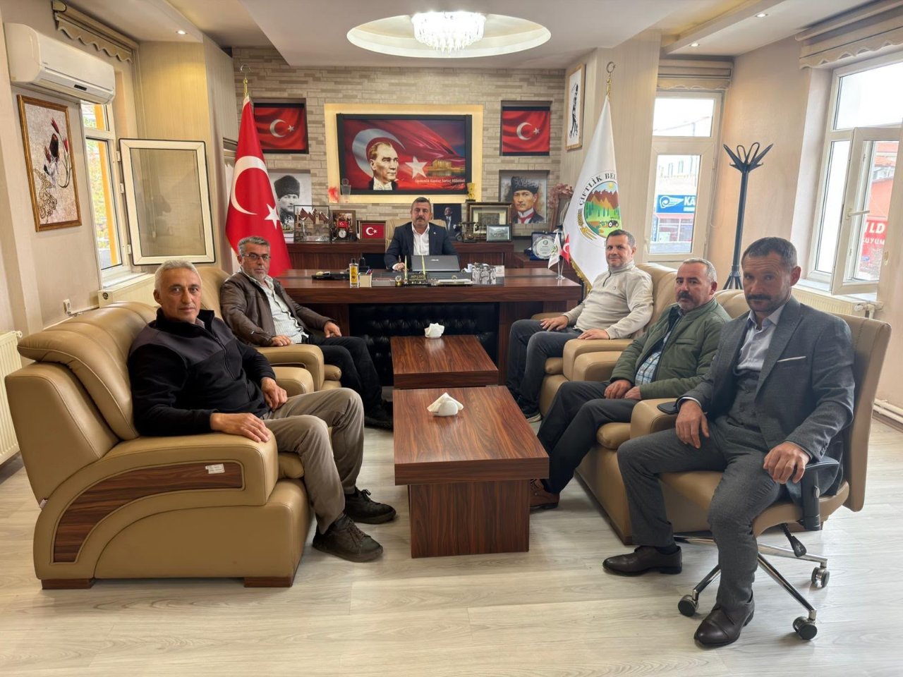 Niğde’de Çiftlik Belediye Başkanı Arif Çakıl CHPden istifa etti