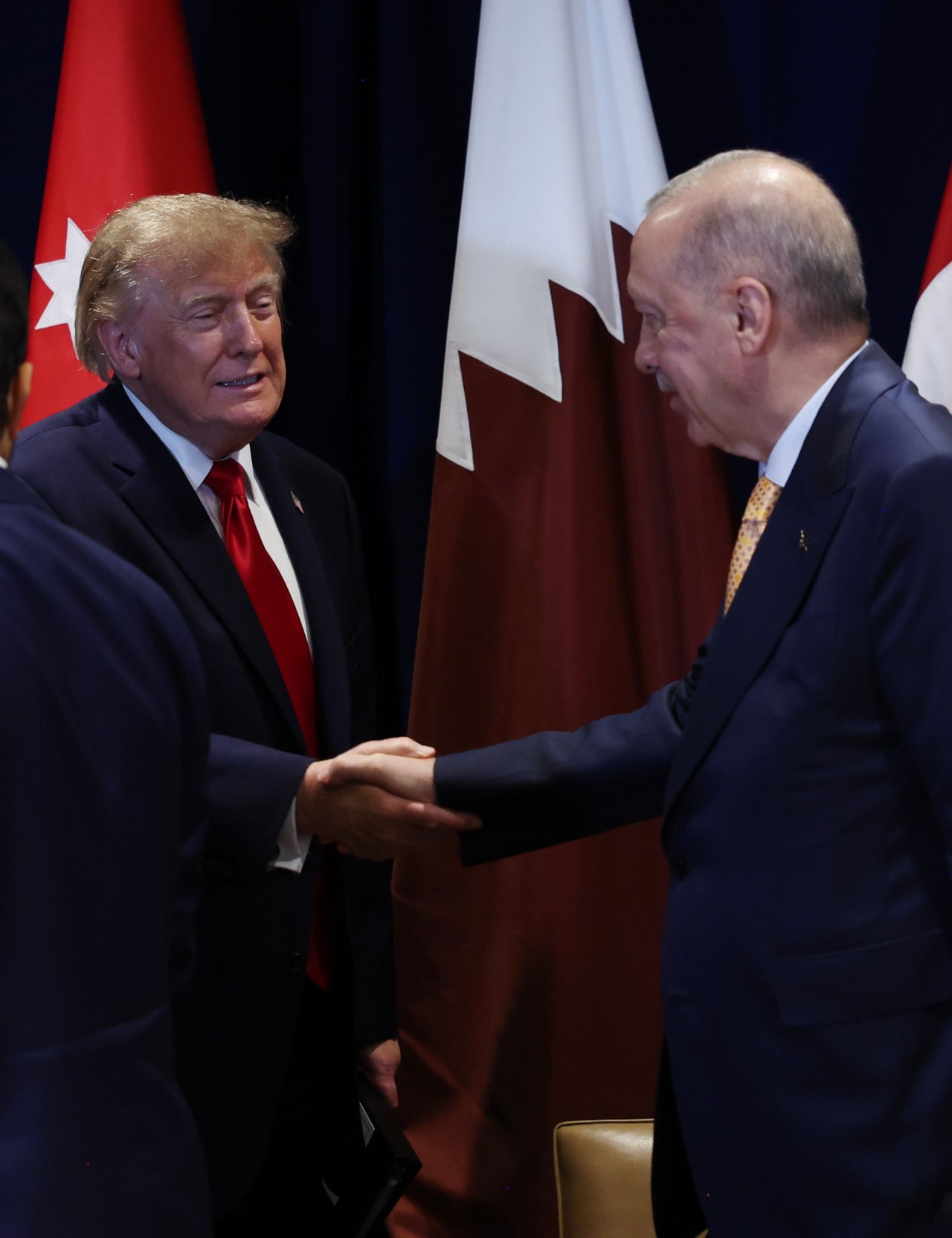 Trump'tan CAATSA sorusuna cevap: Erdoğan dostumdur, her zaman görüşüyorum