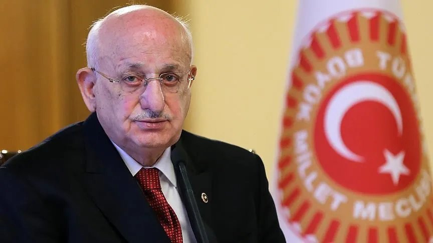İsmail Kahraman