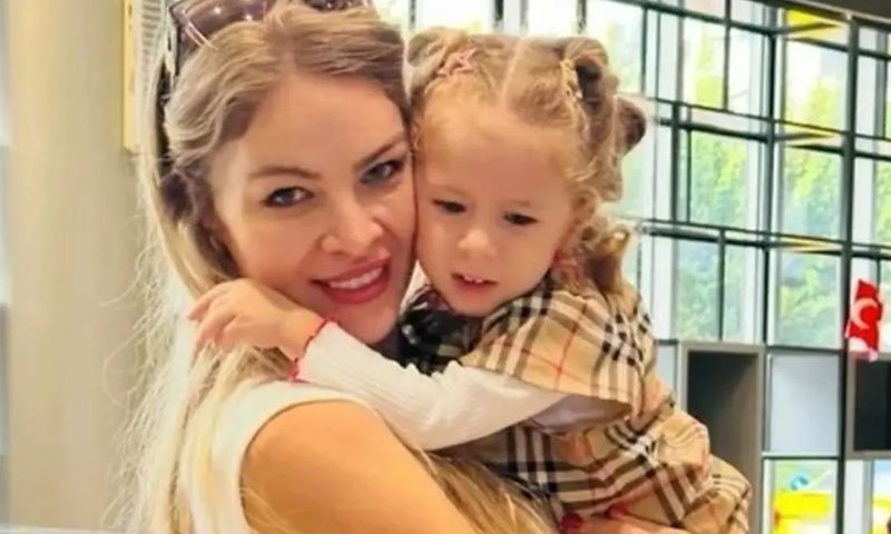 Fatoş Seğmen'in kızının hastalığı ortaya çıktı! Acılı anne yaşadıklarını anlattı