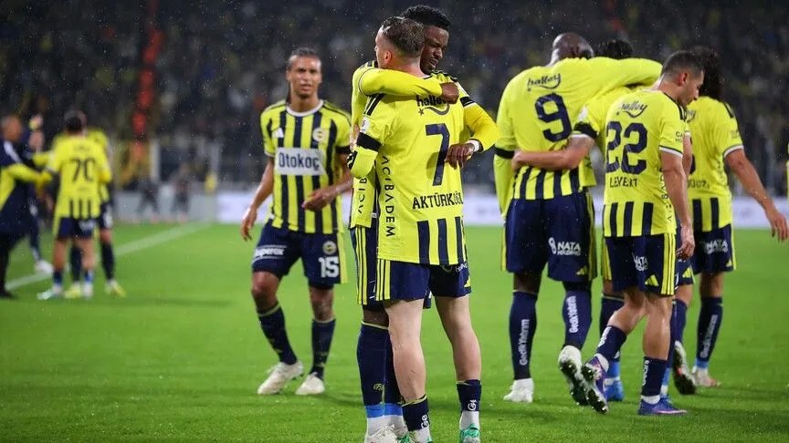 Fenerbahçe Slavia Prag maçı hangi kanalda, nereden izlenir? Fenerbahçe Şampiyonlar Ligi maçı yayın bilgileri