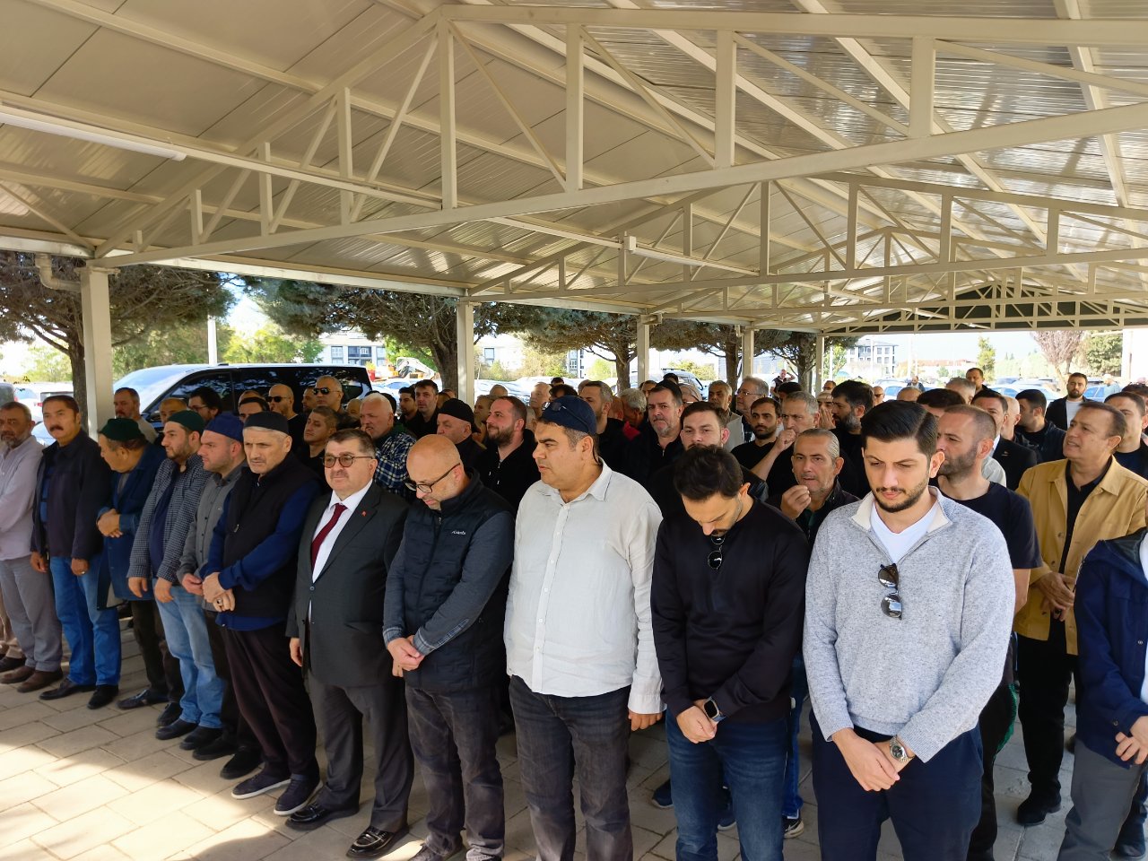 Gazetemizin emektarı İlhan Usta dualarla defnedildi