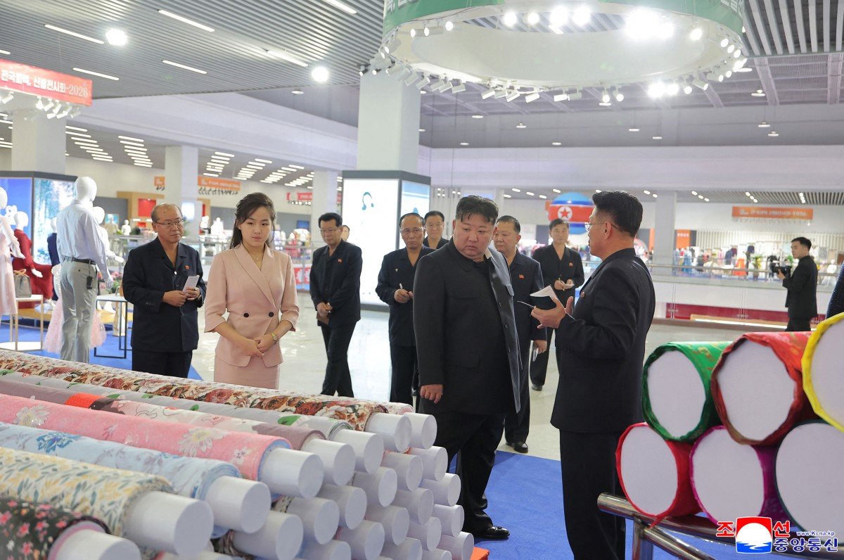 Kim Jong-un'un komaya girip öldüğü iddiası gündemi salladı: Kuzey Kore’den fotoğraflı cevap
