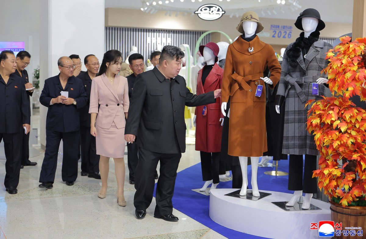 Kim Jong-un'un komaya girip öldüğü iddiası gündemi salladı: Kuzey Kore’den fotoğraflı cevap