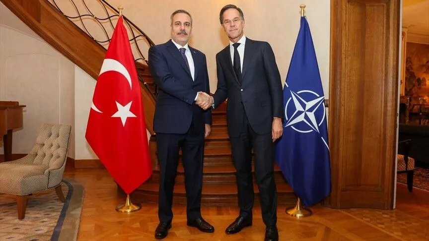 NATOdan Türkiyeye övgü! Fidan-Rutte görüşmesinin ardından Türk savaş uçaklarını paylaştılar