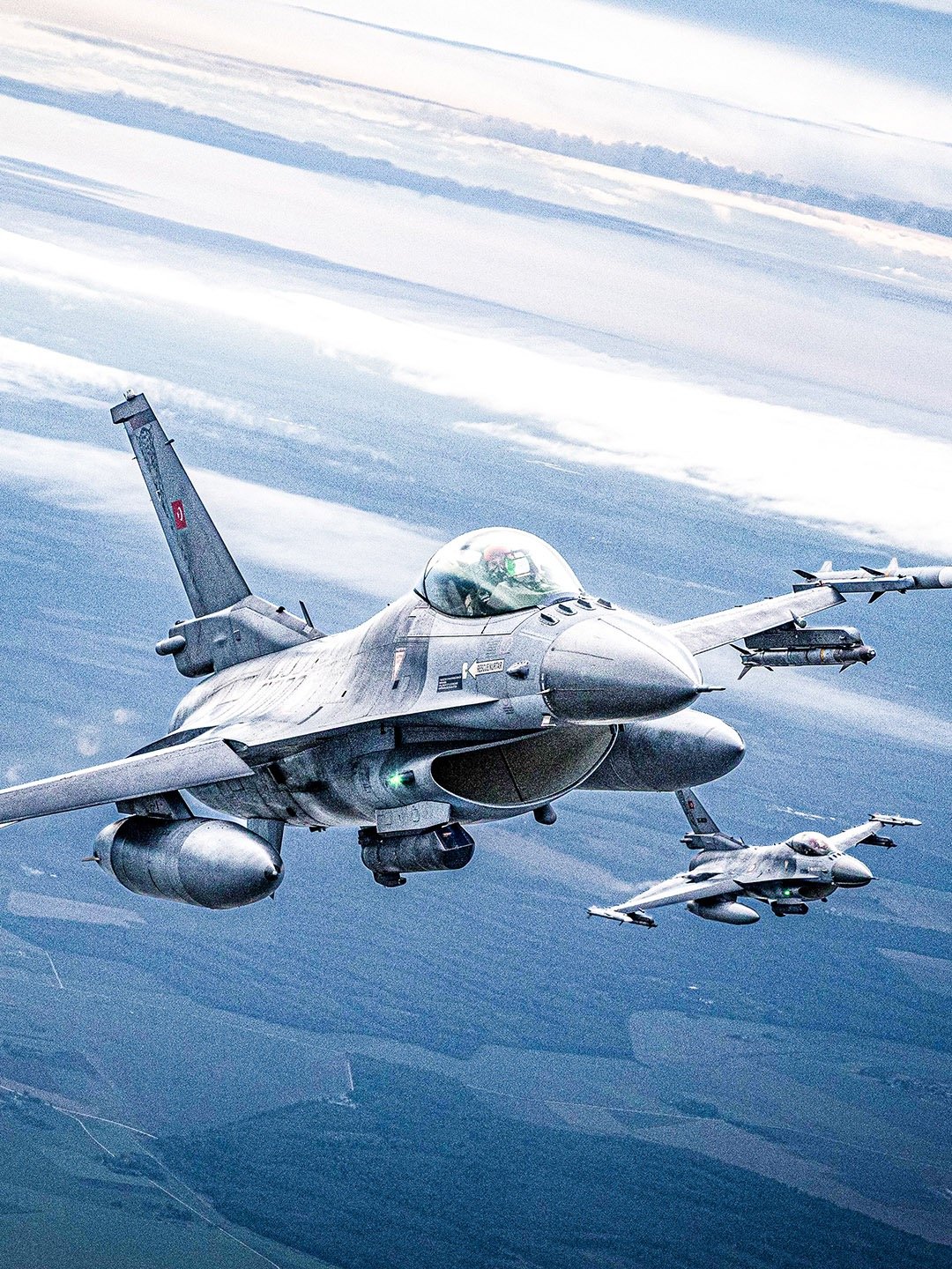NATOdan Türkiyeye övgü! Fidan-Rutte görüşmesinin ardından Türk savaş uçaklarını paylaştılar