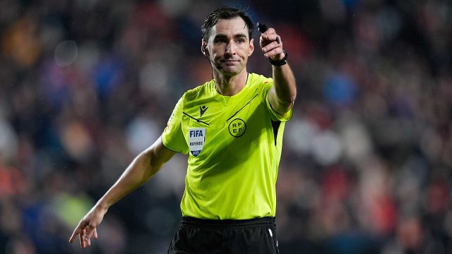 Ricardo de Burgosun yönettiği maçlar ve hakem karnesi: Fenerbahçe-Ferencvaros maçını da yönetmişti