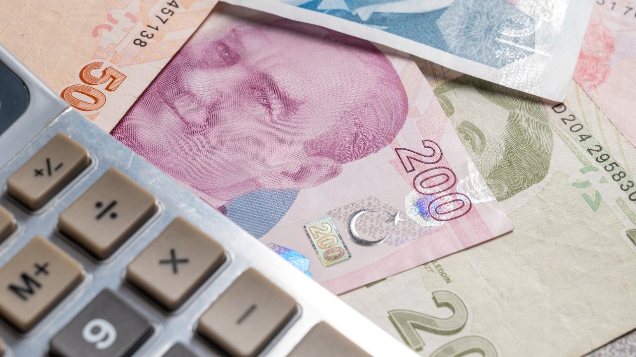 Ekonomide 2027 planı belli oldu! Enflasyon, maaşlar, sosyal yardımlar ve fon piyasası...