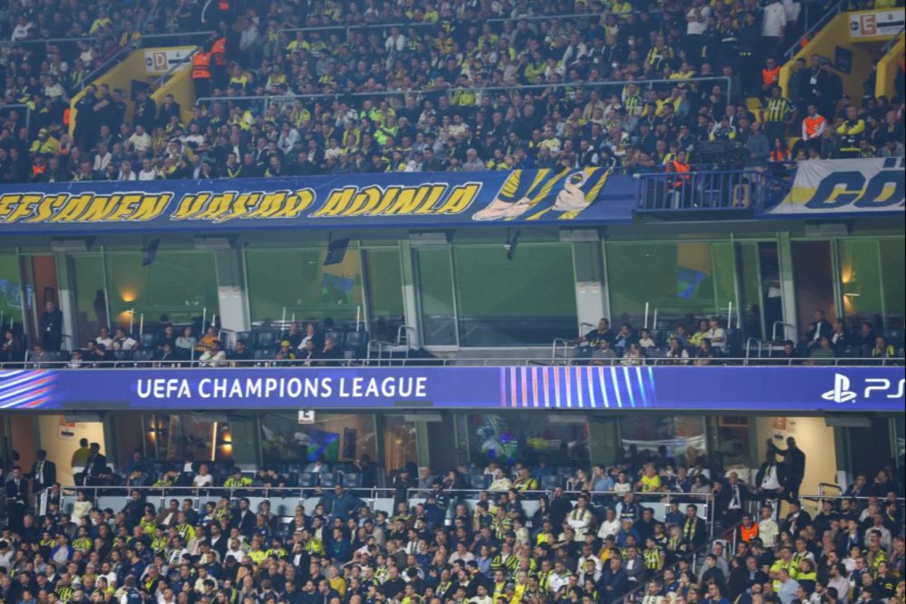 Fenerbahçe'nin son dakika şoku manşetlere çıktı: Kadıköy'de kung fu tekmesi