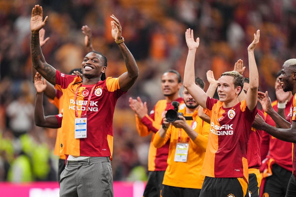 Leao sakatlık son durum! Lille maçında oynayacak mı?