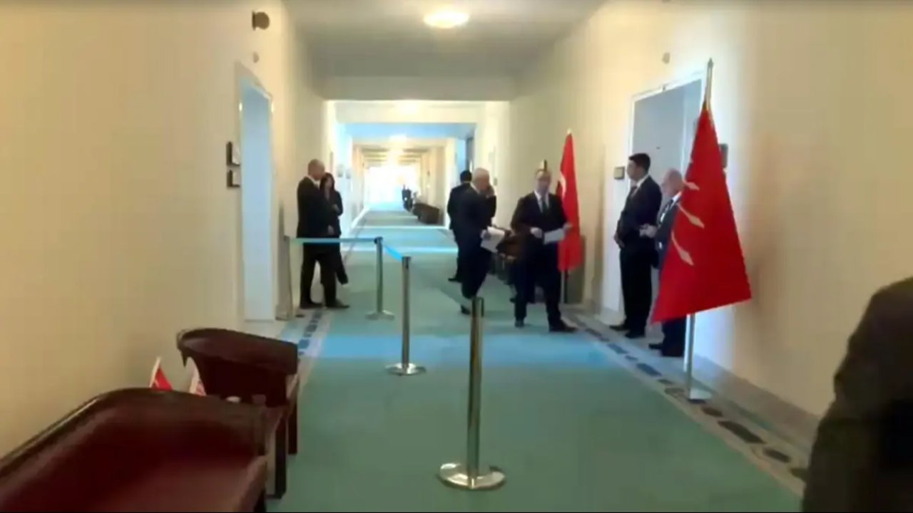 Meclis’te misafir krizi: CHP - Yeni parti