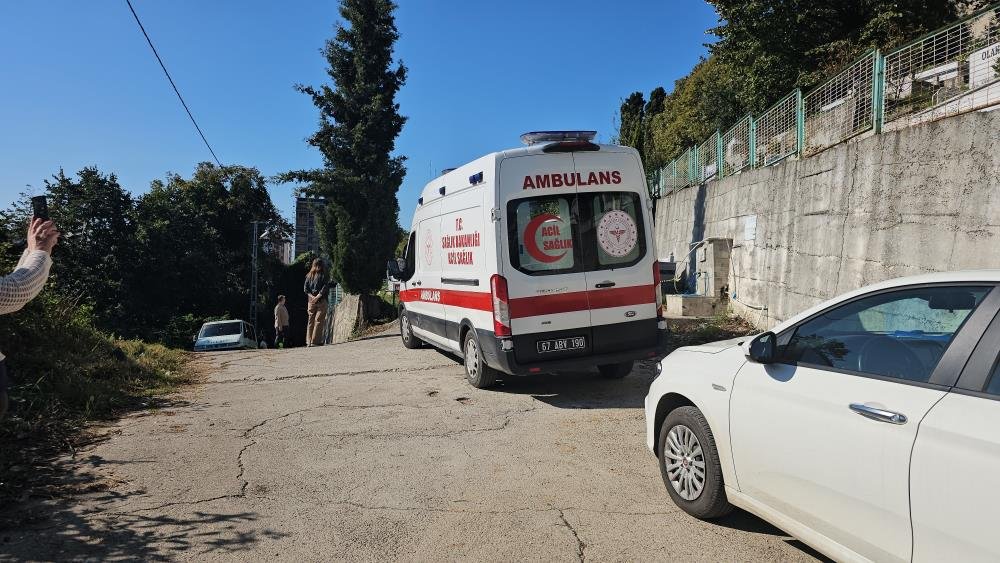 Mezarlıkta esrarengiz olay! Emekli polis ardında bir mektup bıraktı