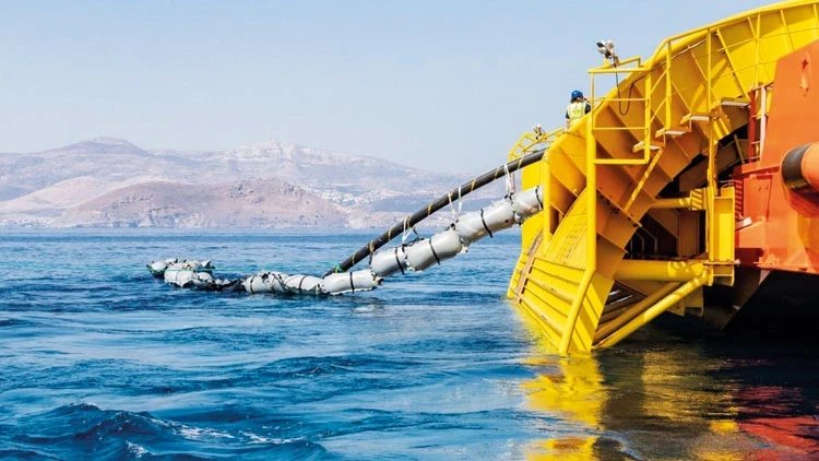 Türkiyenin karşı çıktığı Miçotakisin kablo planı elinde patladı! Yunan denizciler ayaklandı