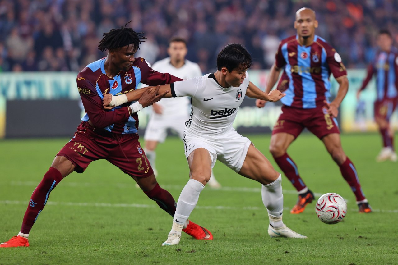 Beşiktaş, Süper Lig'de son maçında Trabzonspor'a 2-0 mağlup oldu.