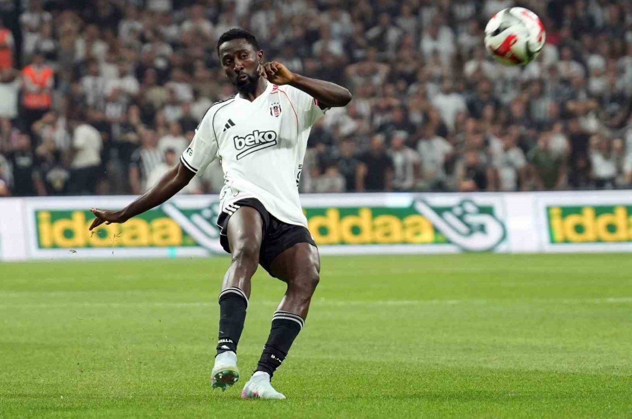 Wilfred Ndidi, bu sezon 11 maçta 1 asist yaptı: