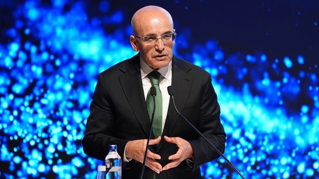 Bakan Şimşek: Türkiye borçluluk oranı açısından avantajlı