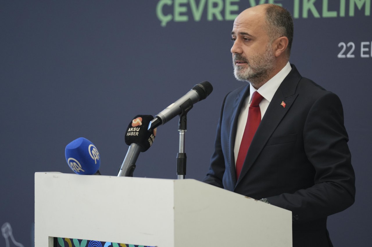 Deprem sonrası Kahramanmaraşa yeşil rota! Sıfır Atık şehirleri geziyor