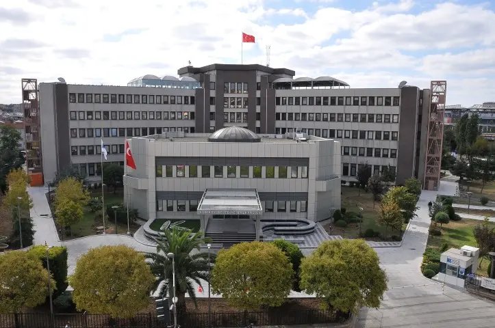 İstanbul’da Yeni Parti’nin ilk belediyesi Kadıköy oldu: Mesut Kösedağı kararını duyurdu