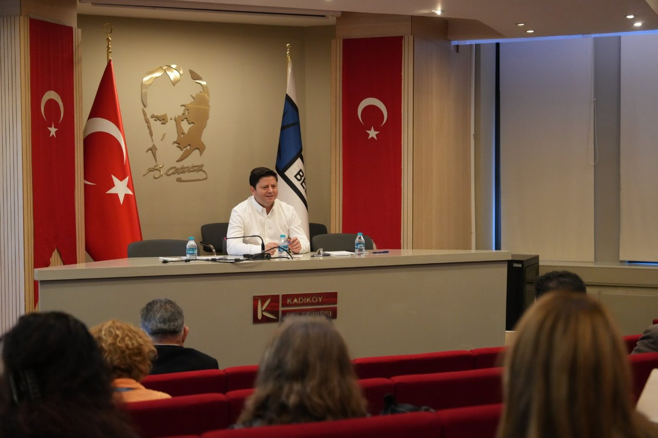 İstanbul’da Yeni Parti’nin ilk belediyesi Kadıköy oldu: Mesut Kösedağı kararını duyurdu