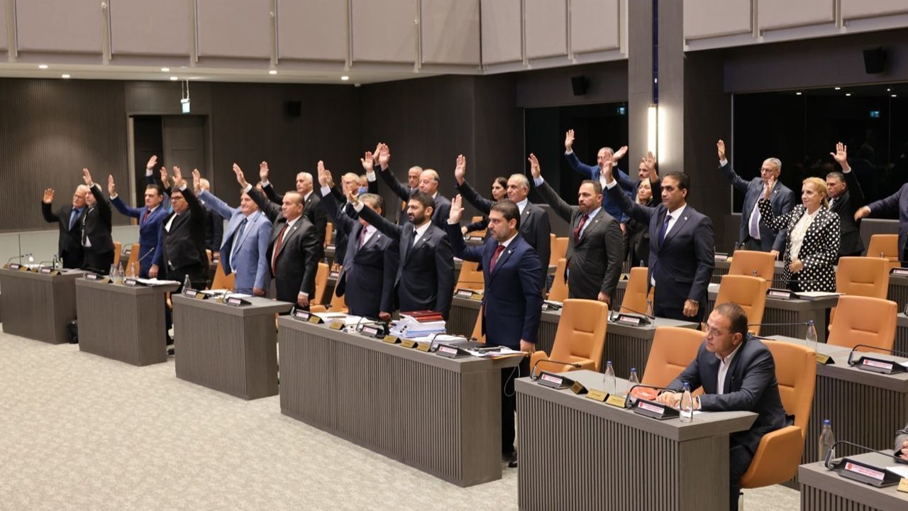 AYDA 450 BİN TL ALIYORLAR!