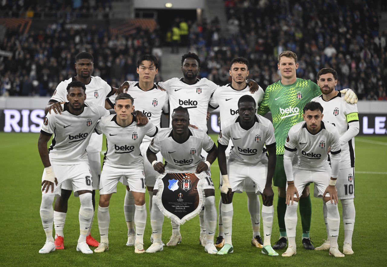 ÖZEL│ İngiliz gazetecilerden Beşiktaş’a özel analiz:  6 günde 8 gol yediler, savunmaları felaket!