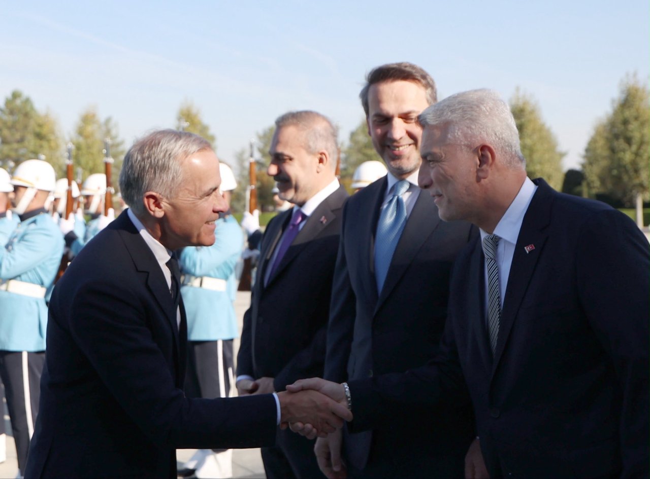 Türk Eximbank ve Kanada ortaklık için imzayı atıyor: Bakan Bolat ayrıntıları paylaştı