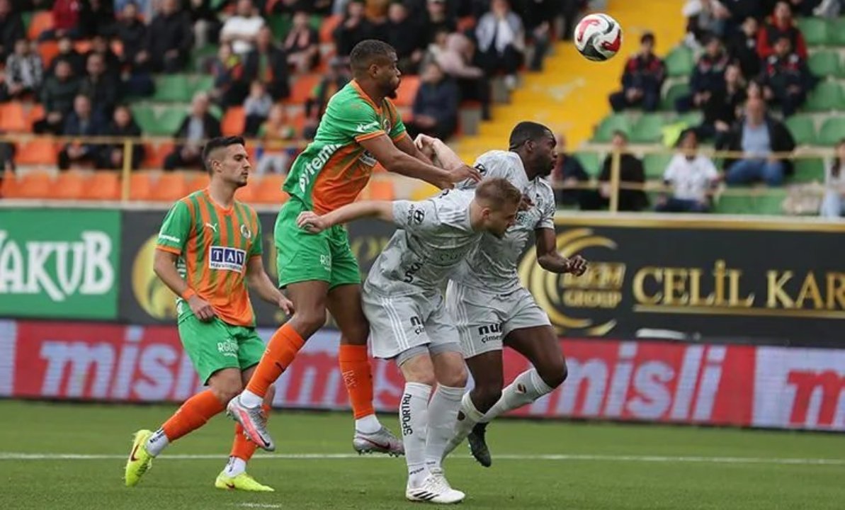 Alanyaspor-Kocaelispor maçı hangi kanalda, şifresiz mi, nerede izlenir? Muhtemel 11 maç kadrosu