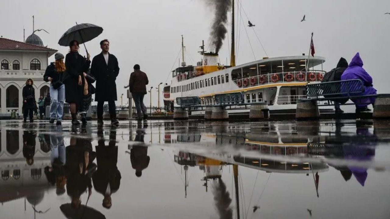 İstanbul için saat belli oldu, Trakya'dan gelecek! Hafta sonu hava nasıl olacak?