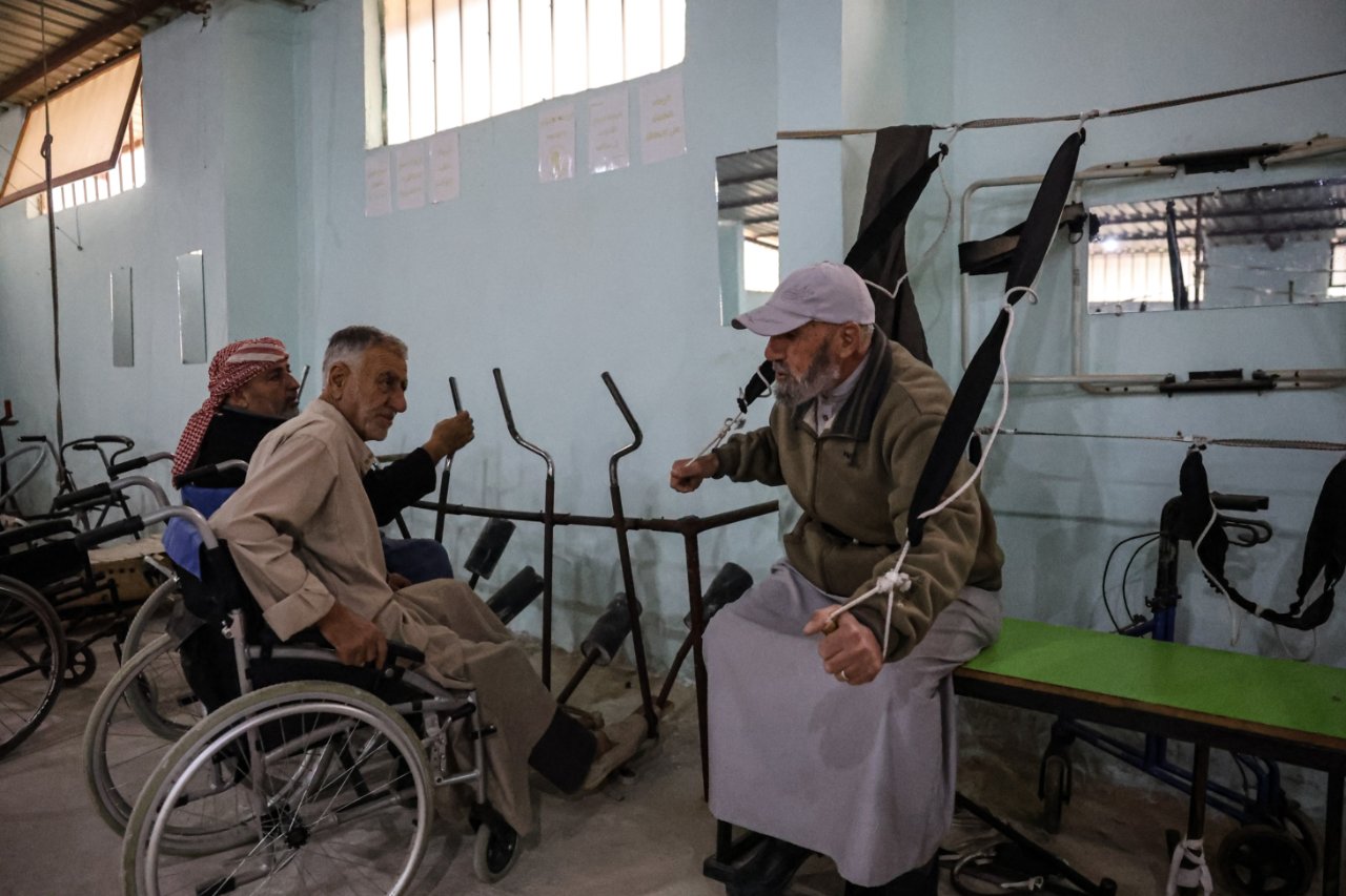 Savaşın yaralarını sporla sarıyor! Suriye'ye dönen boks şampiyonundan ilginç salon